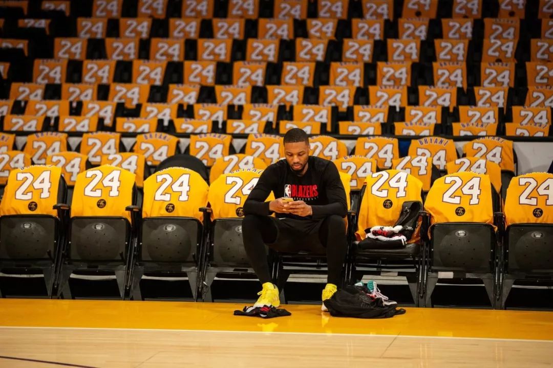 米体：罗马想冬窗租借齐尔克泽，若晋级欧冠会自动触发买断（米体：罗马拟冬窗租借齐尔克泽，若闯入欧冠将自动买断）