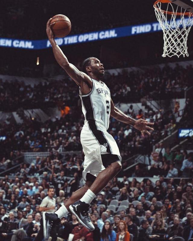 状态太差！霍福德&波杰姆斯基合计16中3，外线12中1（手感低迷！霍福德与波杰姆斯基合计16投3中，三分12投仅1中）