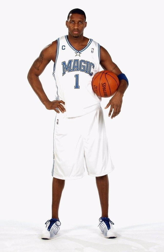 队报：卡马文加与孔德均缺席了法国队周二晚间的全队合练（队报：卡马文加与孔德双双缺席法国队周二晚间合练）