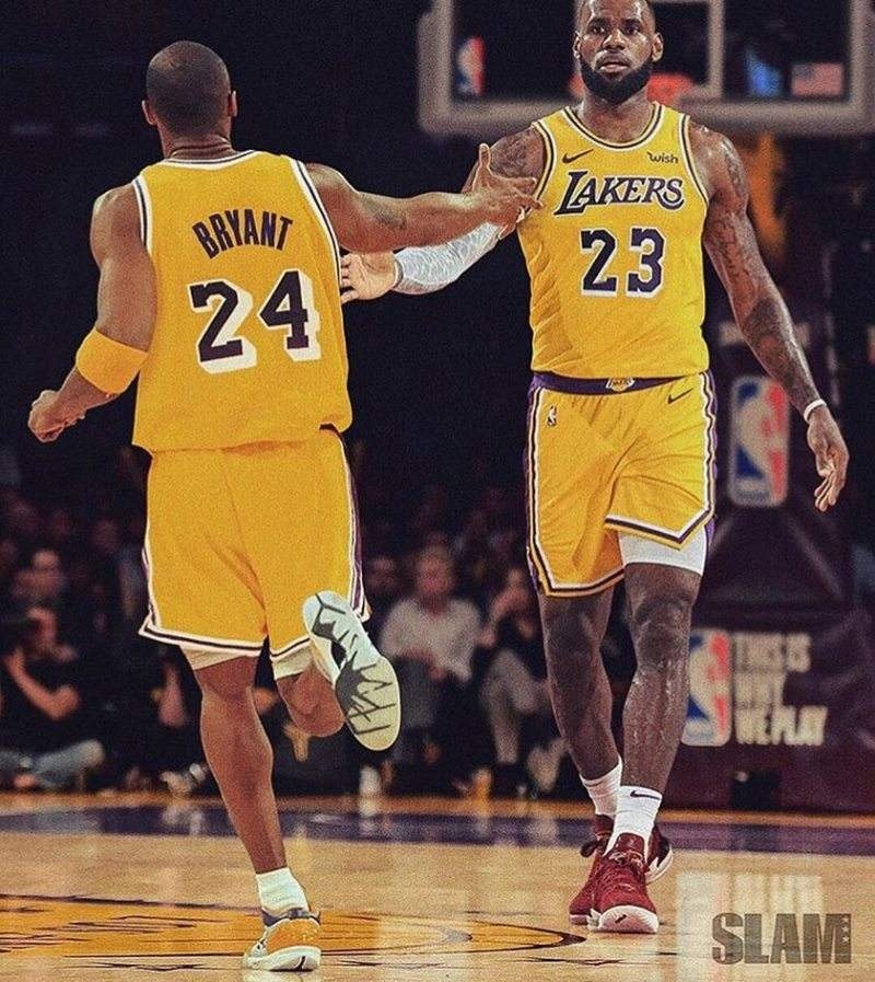 28+10！库里成为史上拿到25分+10板年纪最大的控卫（28+10！库里刷新纪录，成史上达成25分+10篮板的最年长控卫）