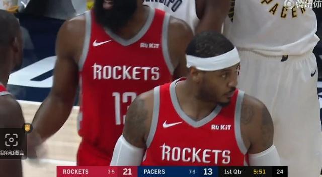 泰州举办“苏超泰州英雄大会”，市民夹道欢迎泰州队将士凯旋（泰州举行“苏超泰州英雄大会”，市民夹道相迎泰州队凯旋）