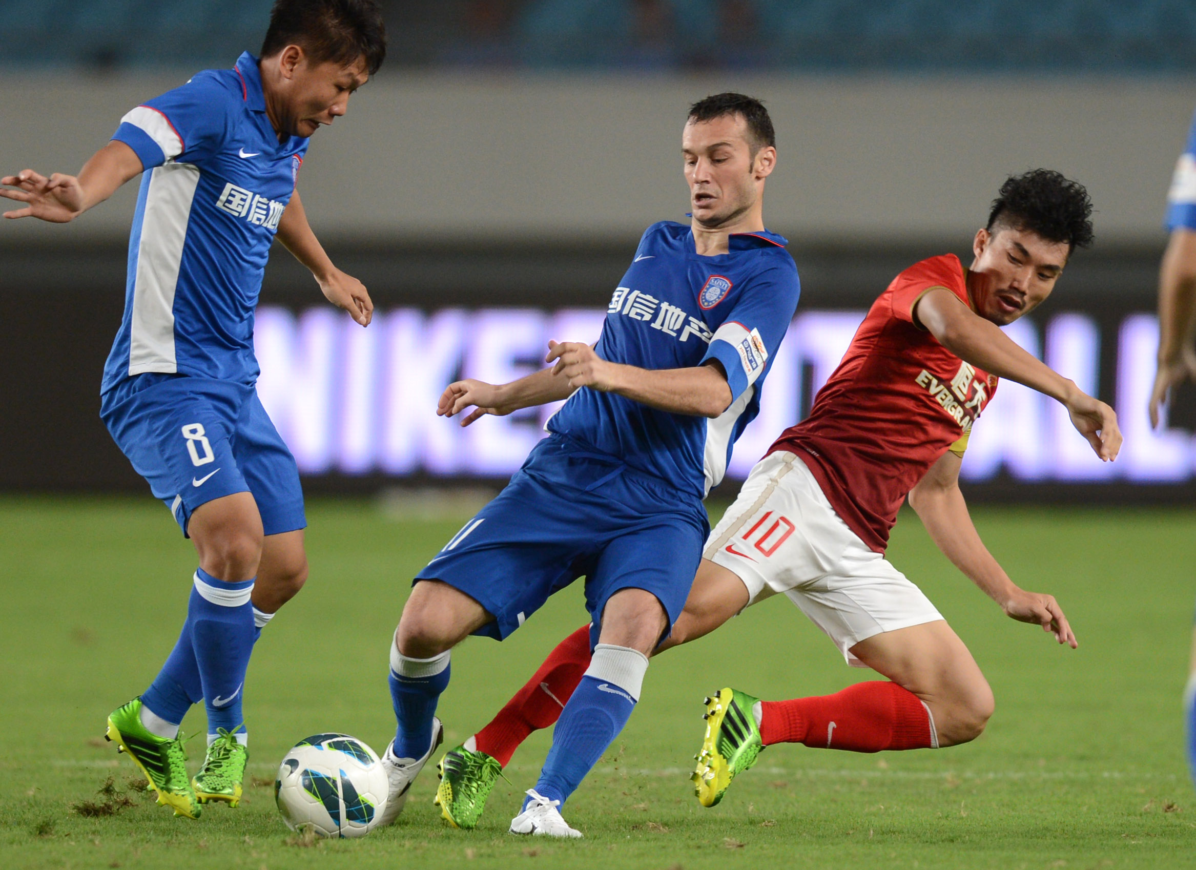 摩纳哥伤病潮拖累状态（伤病困扰令摩纳哥状态下滑）