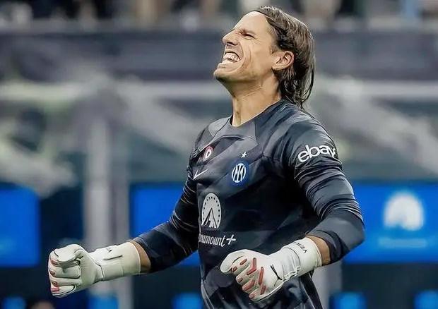 昔日水晶宫双星埃泽、奥利塞本赛季关键数据对比：后者均占优（埃泽vs奥利塞：本季关键数据对照，奥利塞全面领先）