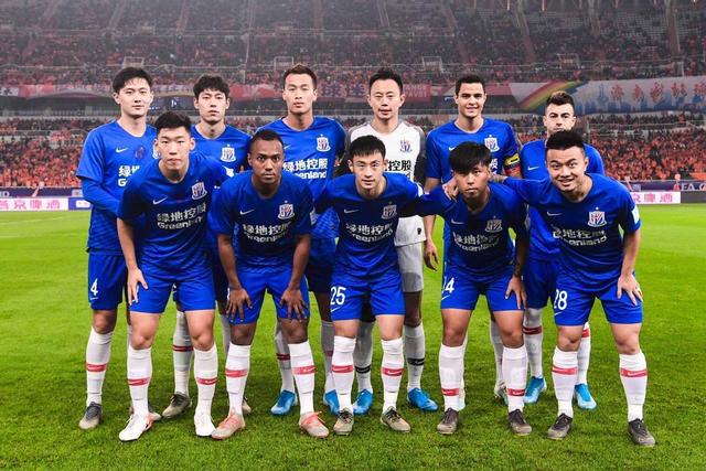 暗潮汹涌？拉拉维亚：湖人队现在出现了脱节，但说不清原因（隐忧加剧？拉拉维亚称湖人陷入脱节，成因成谜）