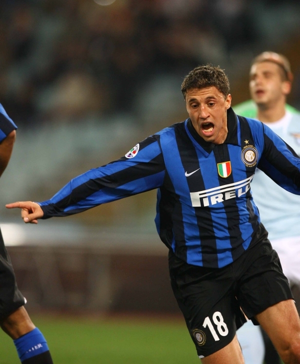 内姆布哈德延续状态＆弗拉格半场高效，独行侠半场领先10分（内姆布哈德手感在线，弗拉格半场高效输出，独行侠中场领先10分）