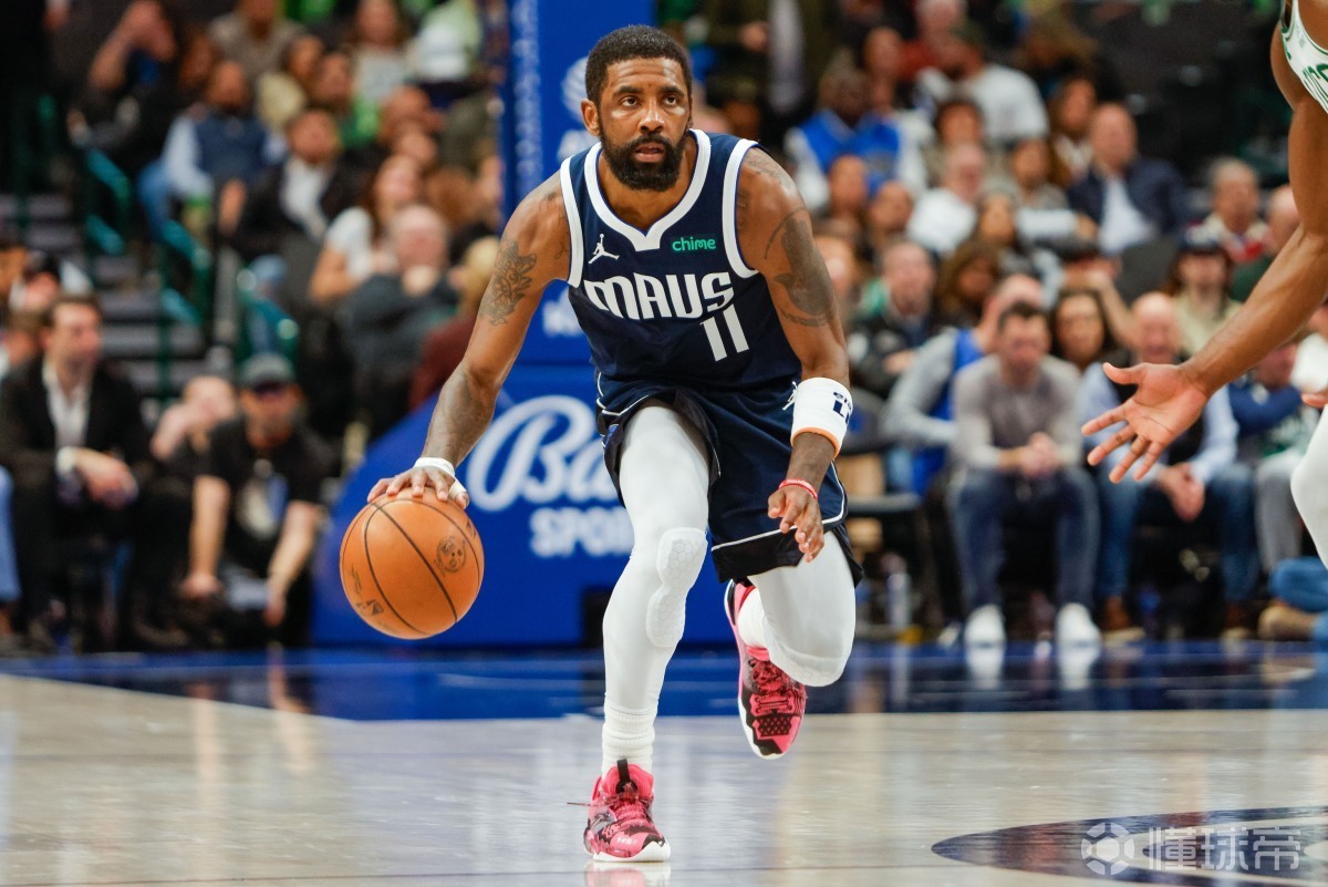 西媒：加西亚被阿拉维斯球员肘击后出现头晕，因此半场被换下（西媒：遭阿拉维斯球员肘击后头晕，加西亚半场提前退场）