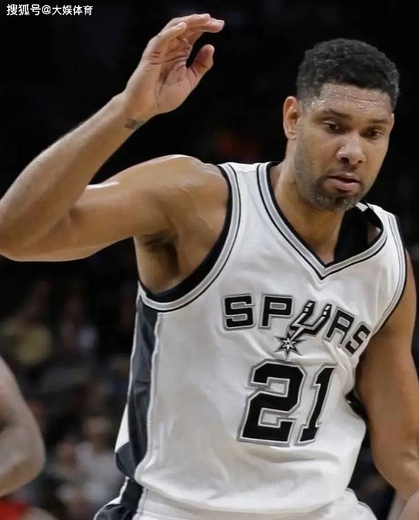 水晶宫已决定明夏出售沃顿，曼联进欧冠才有竞争力！经纪人揭秘计划（经纪人透露：水晶宫铁心明夏出售沃顿，曼联须进欧冠方具竞争力）