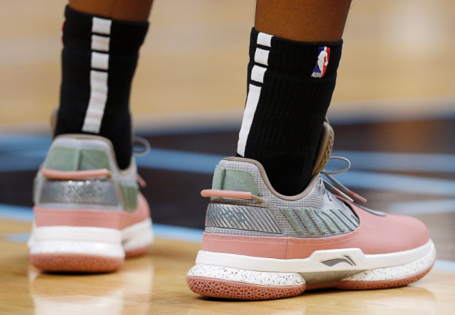 卡拉格：维尔茨本场数据相当亮眼，他的踢法、位置像德布劳内（卡拉格：维尔茨此役数据抢眼，风格与站位酷似德布劳内）